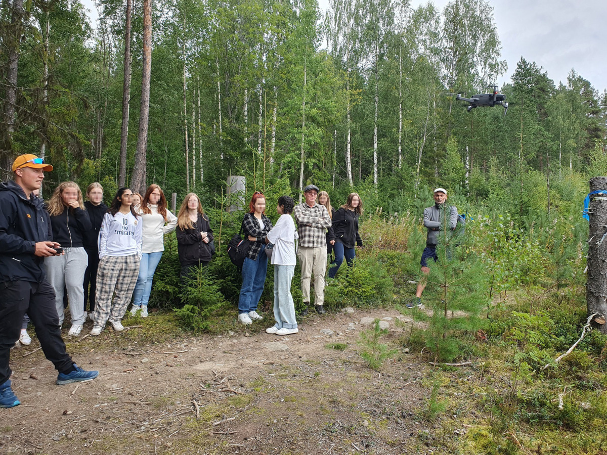 Skogsdagar på Skedoms naturbruksgymnasium